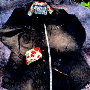 Georg Roth black shirt